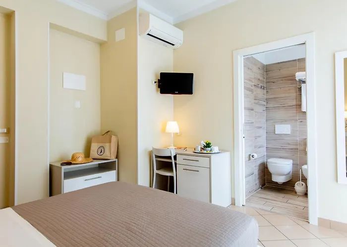 朗格马雷酒店 3*