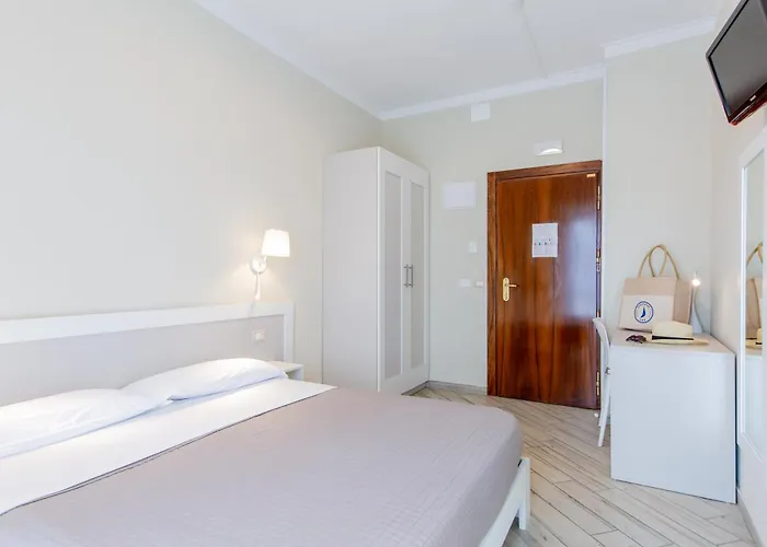 朗格马雷酒店 切尔维亚