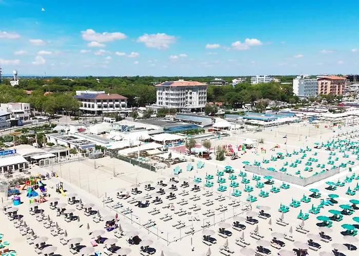 Hotell Lungomare 3*