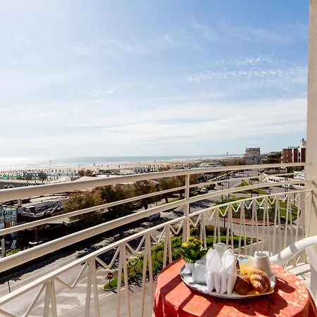 فندق Lungomare