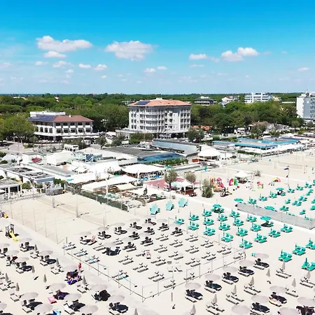 Szálloda Lungomare 3*