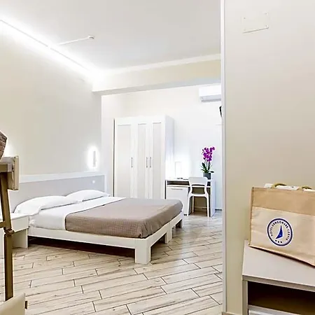 Lungomare Hotel 3*